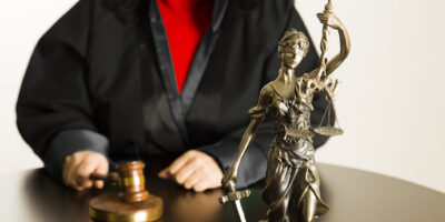 Richter und Justitia