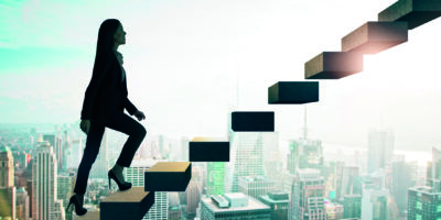 „Hypothetische Karriere“: Betriebsratswissen kann Gehalt steigern