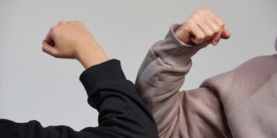 Attacke auf Vorgesetzten recht­fertigt Rauswurf ohne Abmahnung