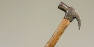 „Hammerwerfer“ ignoriert Angebot und verliert Lohn